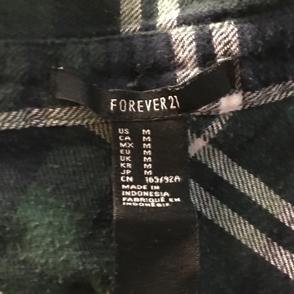 Forever 21 Plaid Green Button Up Long Sleeve - Picture 2 of 4